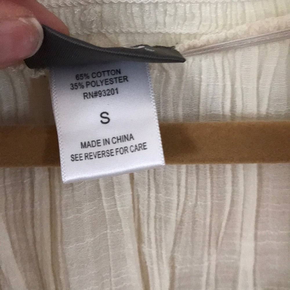 Pretty peasant blouse - Picture 7 of 7